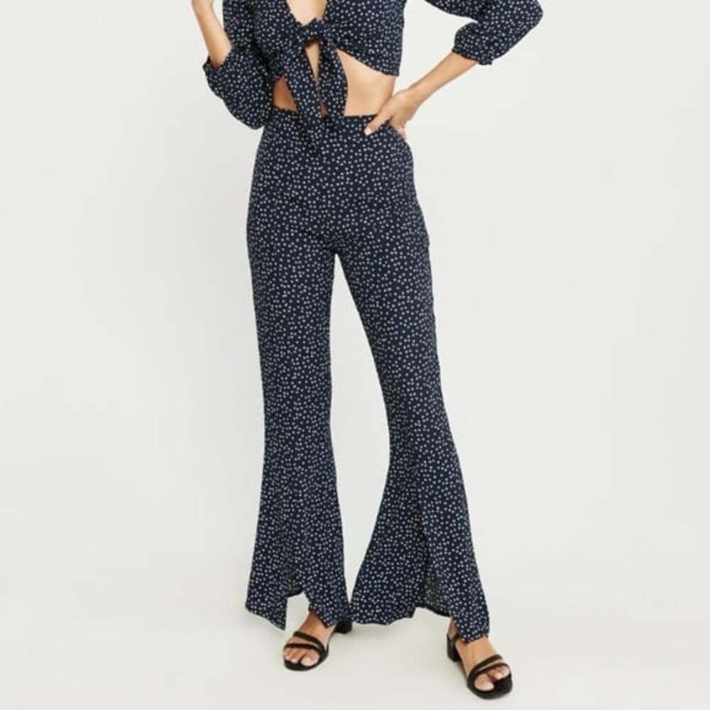 Abercrombie and Fitch Flare Bottom Navy Print Pants Small